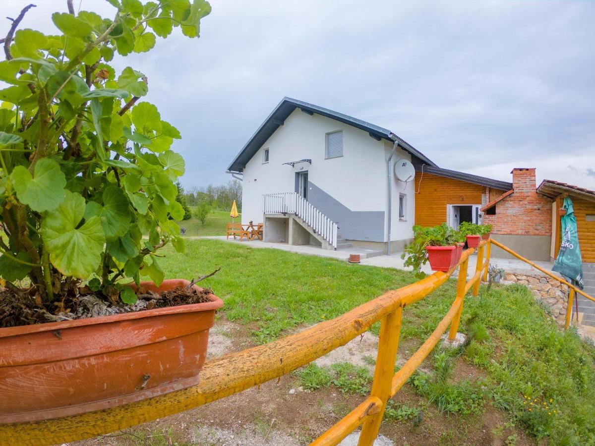 Apartment Roko Slunj Exterior photo